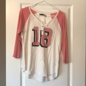 3/4 inch sleeve shirt